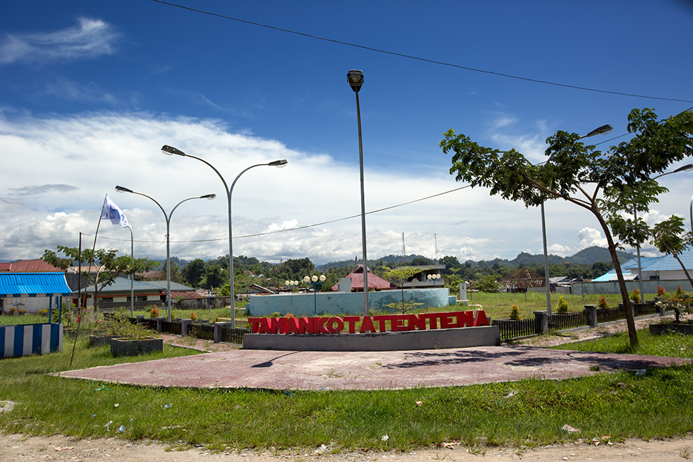Tentena, the town of Christian refugees. The place of a former town market where on 28 May 2005 a bomb exploded killing 22 and wounding more than 40 people.